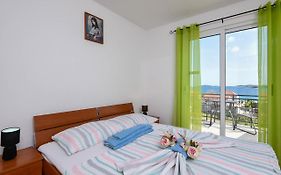 Vista Studio Apartments